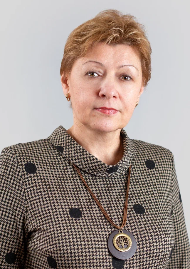 Захарова  Елена Анатольевна.